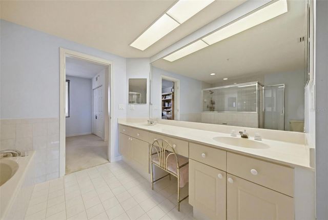 670 ISLAND WAY 807, Clearwater Beach, FL 33767