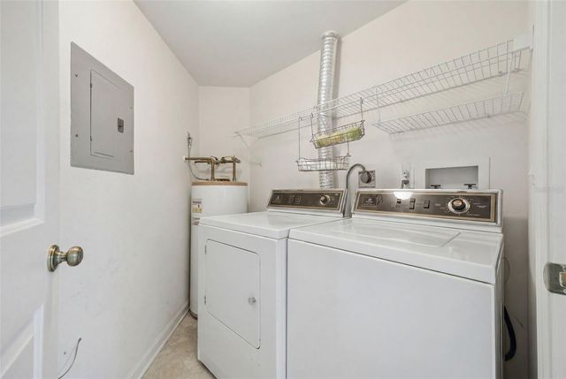 670 ISLAND WAY 807, Clearwater Beach, FL 33767