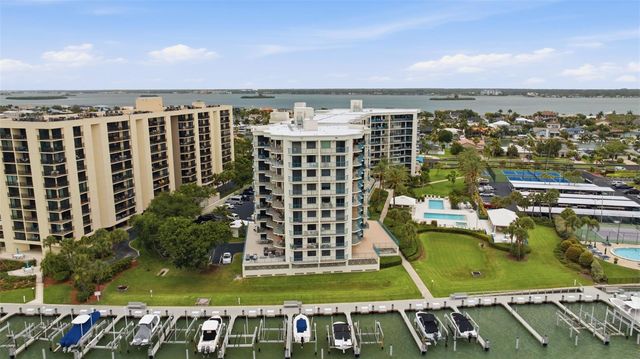 670 ISLAND WAY 807, Clearwater Beach, FL 33767