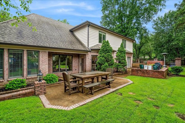 8784 THREE CHIMNEYS DR W, Germantown, TN 38138