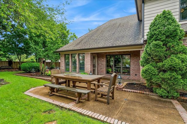 8784 THREE CHIMNEYS DR W, Germantown, TN 38138