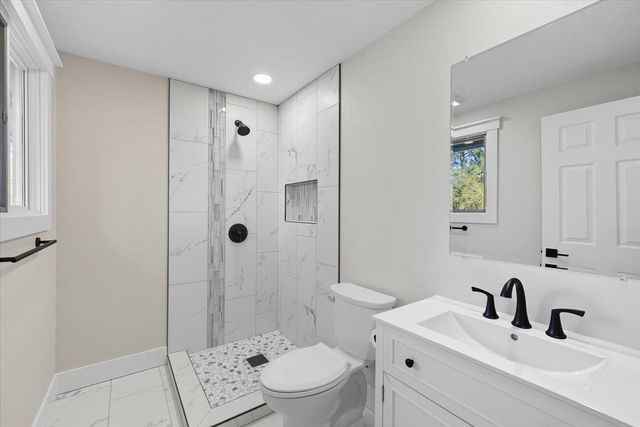 11815 N King Arthur Ct, Spokane, WA 99208