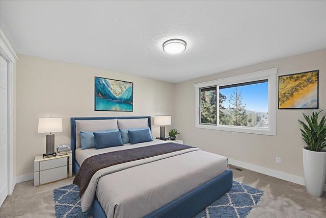 11815 N King Arthur Ct, Spokane, WA 99208