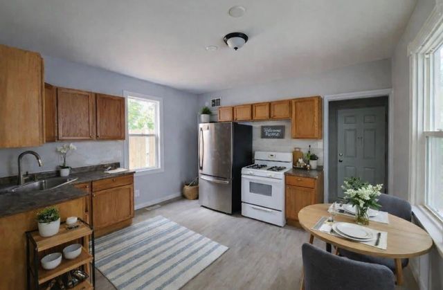 1274 Edgerton Street, Saint Paul, MN 55130