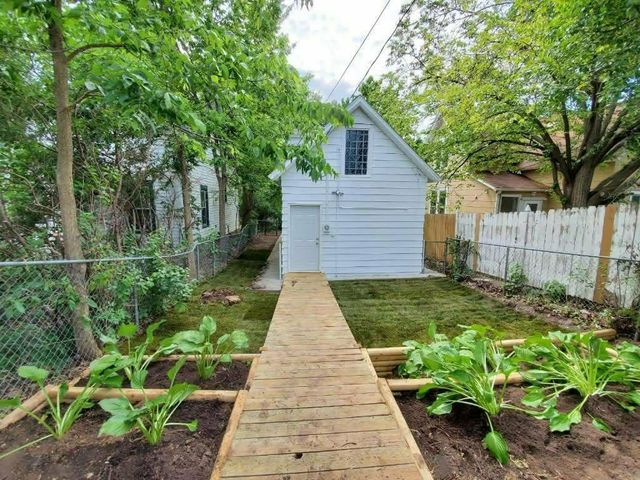 1274 Edgerton Street, Saint Paul, MN 55130