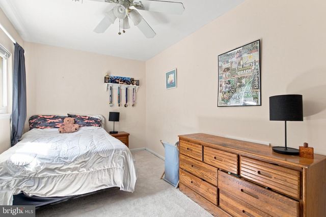 2337 ARCHDALE RD, Reston, VA 20191