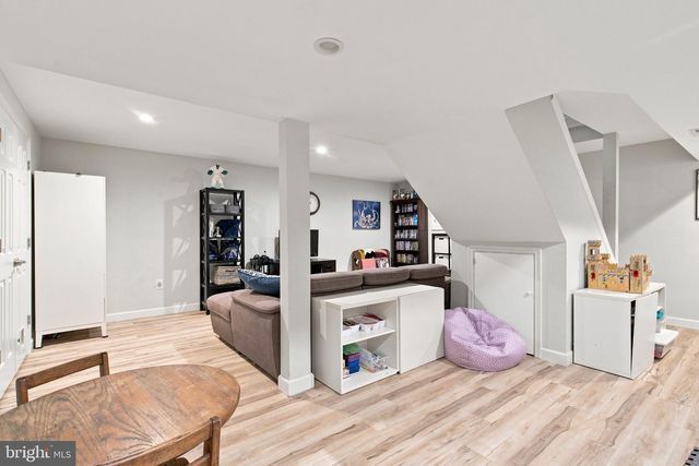 2337 ARCHDALE RD, Reston, VA 20191