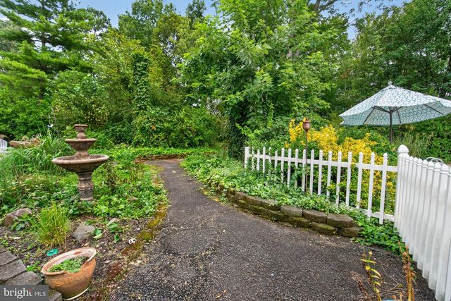 2337 ARCHDALE RD, Reston, VA 20191