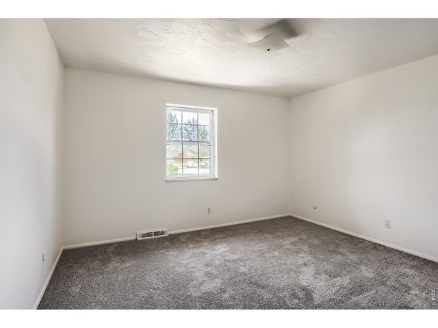 6397 Starling Ct, Longmont, CO 80503