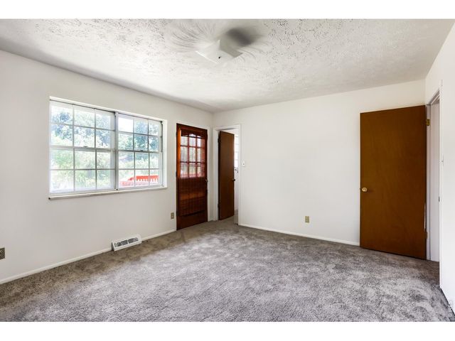 6397 Starling Ct, Longmont, CO 80503