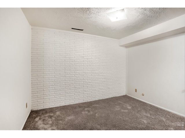 6397 Starling Ct, Longmont, CO 80503