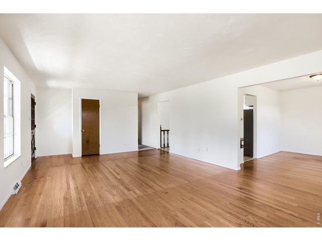 6397 Starling Ct, Longmont, CO 80503