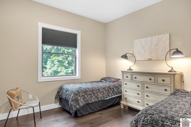 62 Charlotte 85 86 87, Cadiz, KY 42211