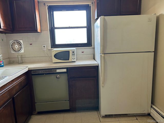 68 Sneden Place 68, Spring Valley, NY 10977