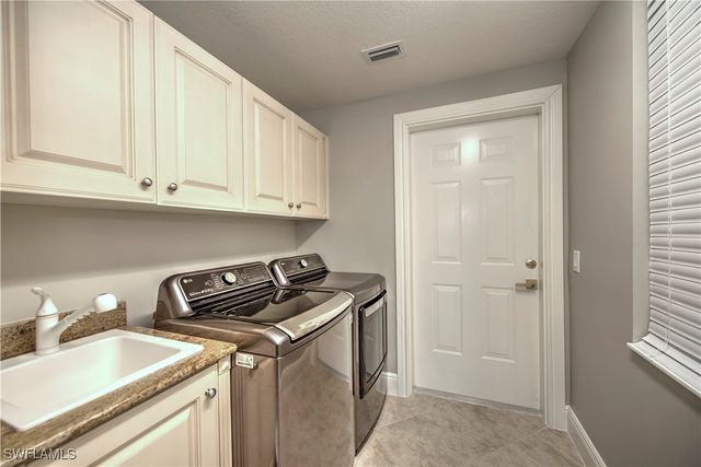 9234 Campanile CIR 103, Naples, FL 34114