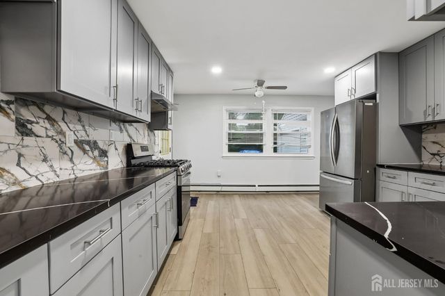 89 Homes Park Avenue, Iselin, NJ 08830