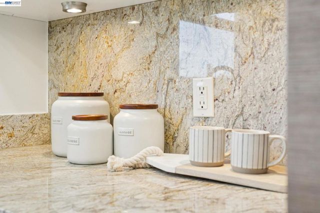 2690 2690 Watson St, Castro Valley, CA 94546