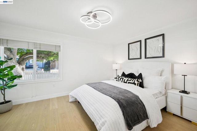 2690 2690 Watson St, Castro Valley, CA 94546