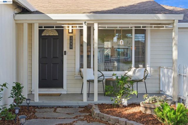 2690 2690 Watson St, Castro Valley, CA 94546