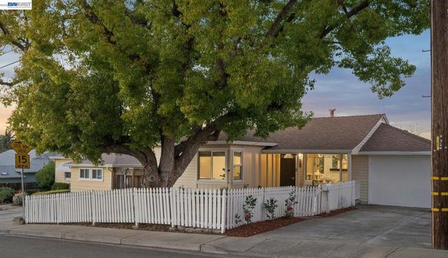 2690 2690 Watson St, Castro Valley, CA 94546