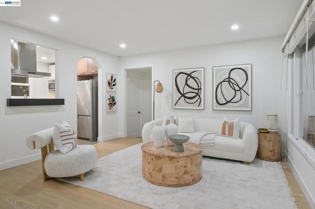 2690 2690 Watson St, Castro Valley, CA 94546