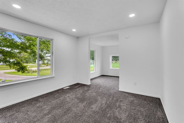 240 Catholic Church Road, Leslie, MI 49251