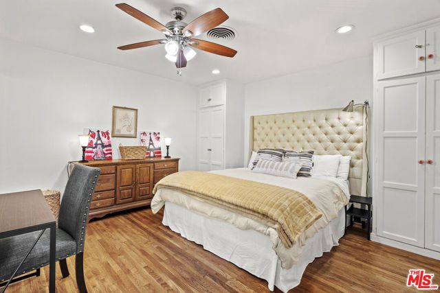 4909 Van Noord Avenue, Sherman Oaks, CA 91423