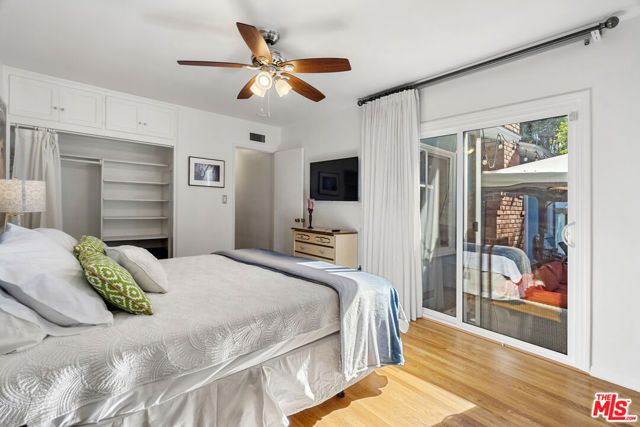 4909 Van Noord Avenue, Sherman Oaks, CA 91423