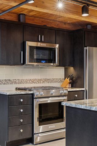 406 Wacouta Street 108, Saint Paul, MN 55101