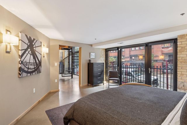 406 Wacouta Street 108, Saint Paul, MN 55101