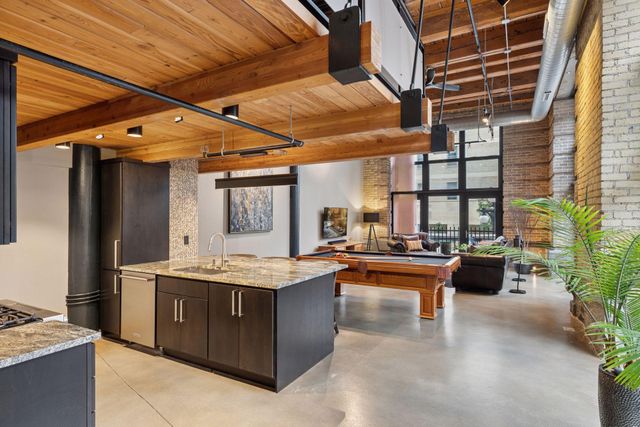 406 Wacouta Street 108, Saint Paul, MN 55101