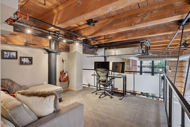 406 Wacouta Street 108, Saint Paul, MN 55101