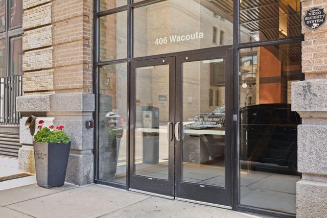 406 Wacouta Street 108, Saint Paul, MN 55101