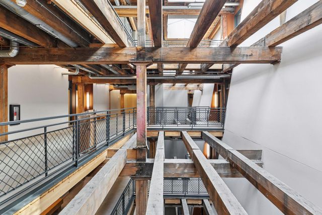 406 Wacouta Street 108, Saint Paul, MN 55101