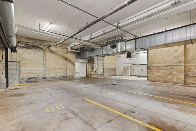 406 Wacouta Street 108, Saint Paul, MN 55101