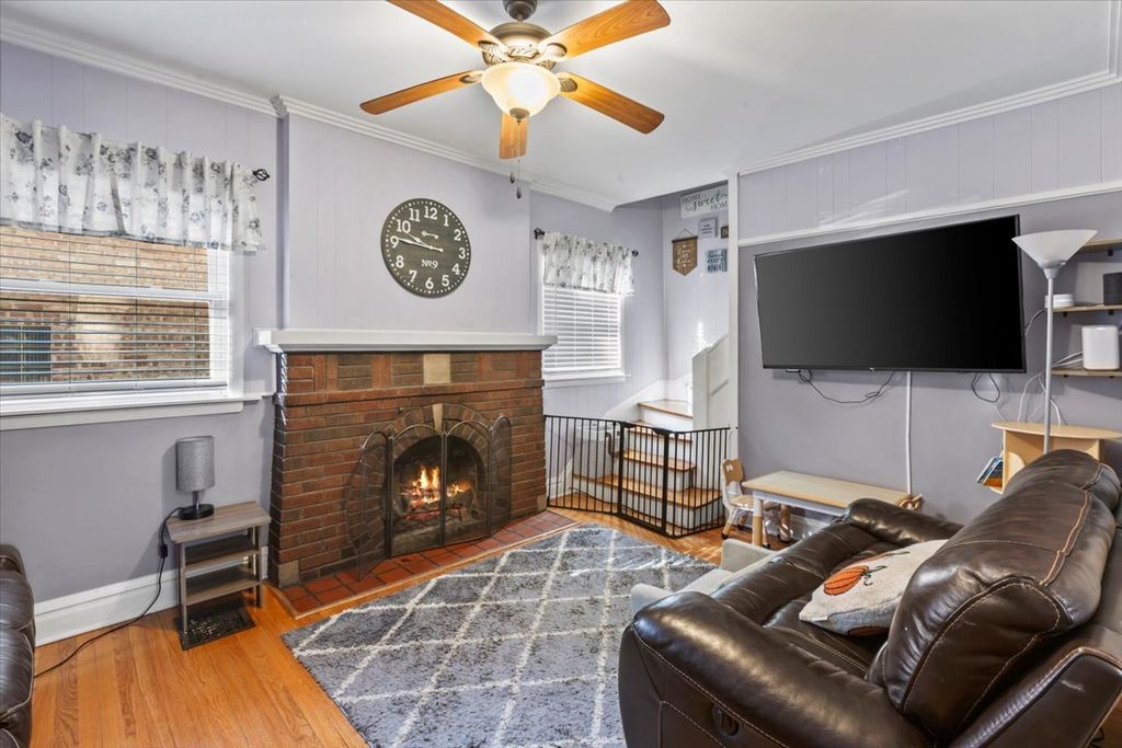 10330 S Artesian Avenue, Chicago, IL 60655 — photo 3