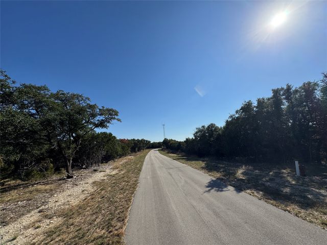 8421 Forest Lake Loop, Cleburne, TX 76033
