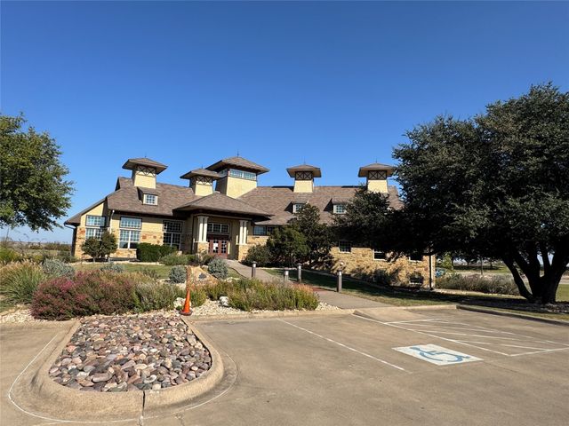 8421 Forest Lake Loop, Cleburne, TX 76033