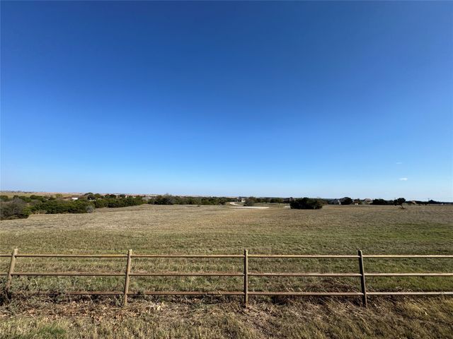 8421 Forest Lake Loop, Cleburne, TX 76033