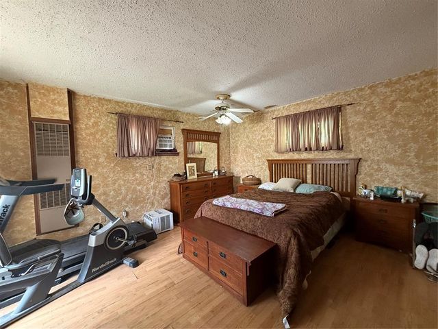 101 NW 7th St, Tuttle, OK 73089