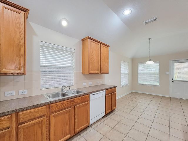 6806 Haley Court, Pearland, TX 77584