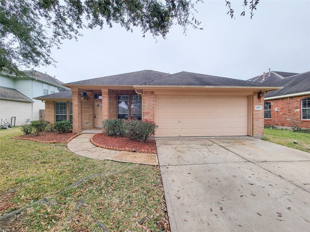 6806 Haley Court, Pearland, TX 77584