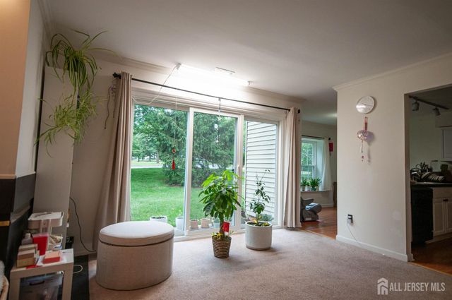 294 Michael J Smith Court, Franklin Twsp, NJ 08873