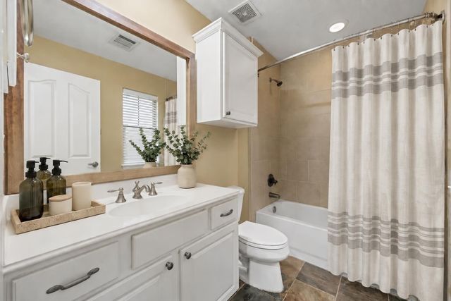 2604 Chenevert Street, Houston, TX 77004