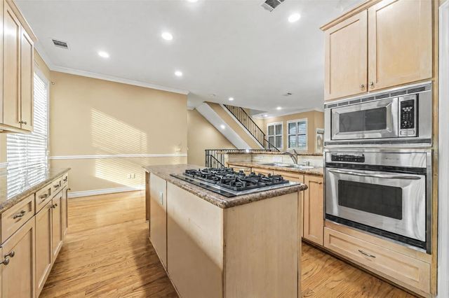 2604 Chenevert Street, Houston, TX 77004