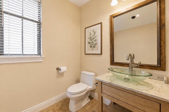 2604 Chenevert Street, Houston, TX 77004