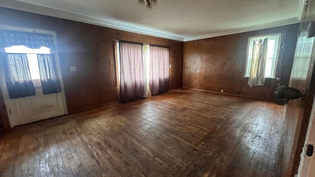 400 N 6th Street, Grand Haven City, MI 49417