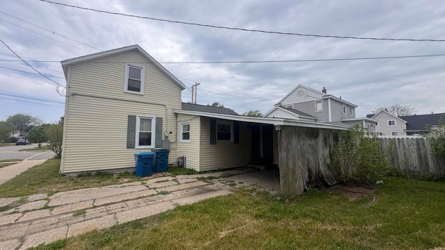 400 N 6th Street, Grand Haven City, MI 49417