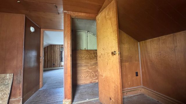 400 N 6th Street, Grand Haven City, MI 49417