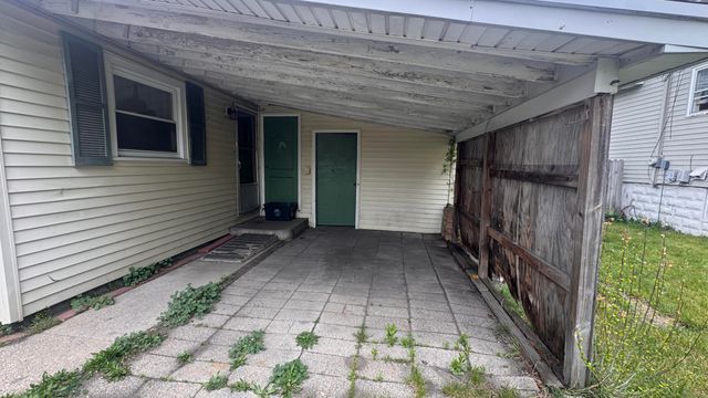 400 N 6th Street, Grand Haven City, MI 49417